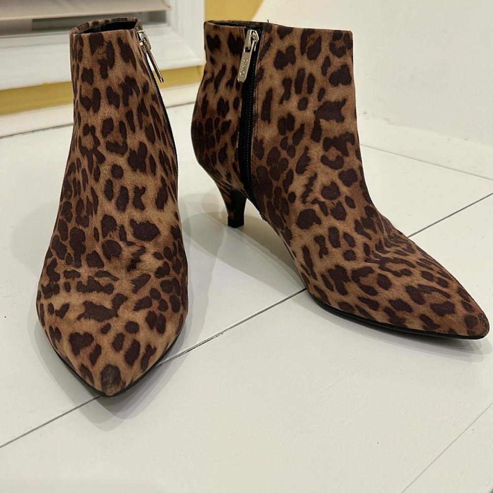 Circus by Sam Edelman Kirby ankle bootie in cheetah